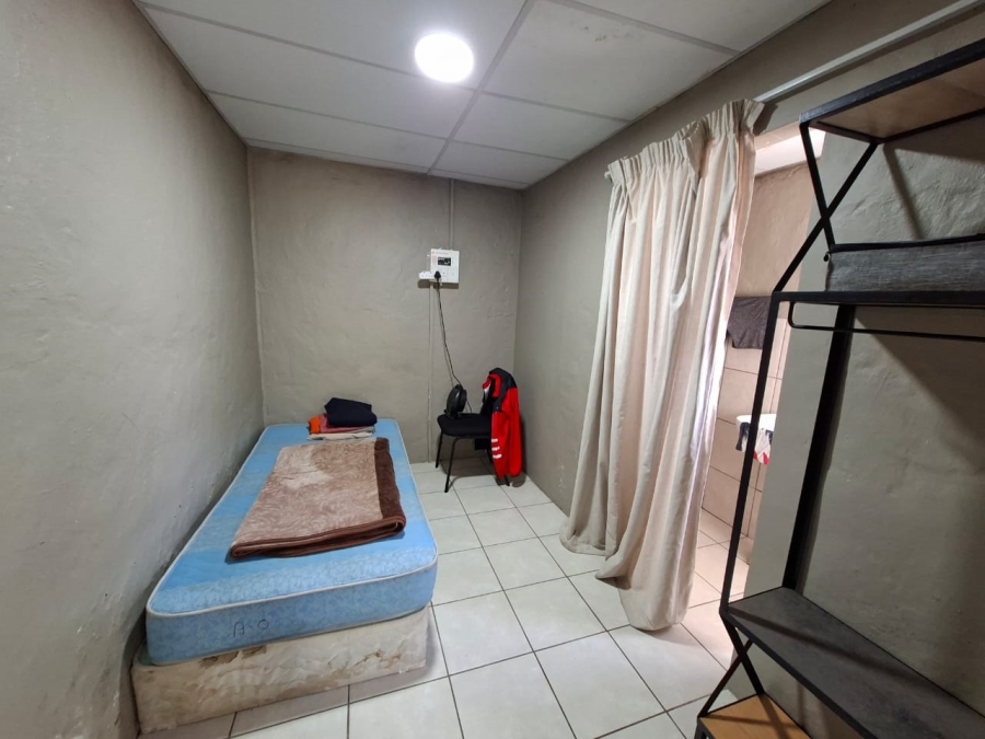 6 Bedroom Property for Sale in Universitas Free State